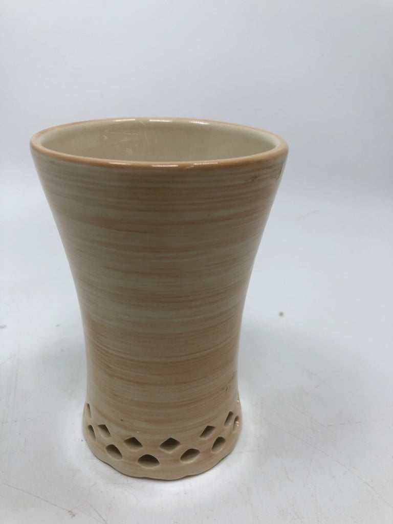 PINK ROSE BUD VASE.