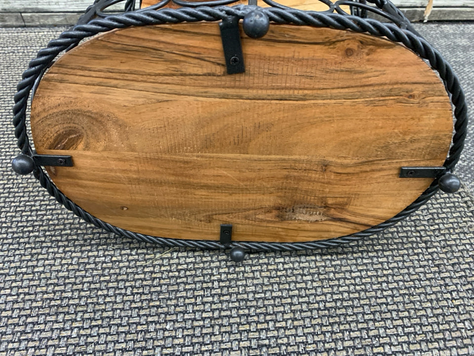 2 TIER METAL BASKET W/ WOOD BOTTOM.