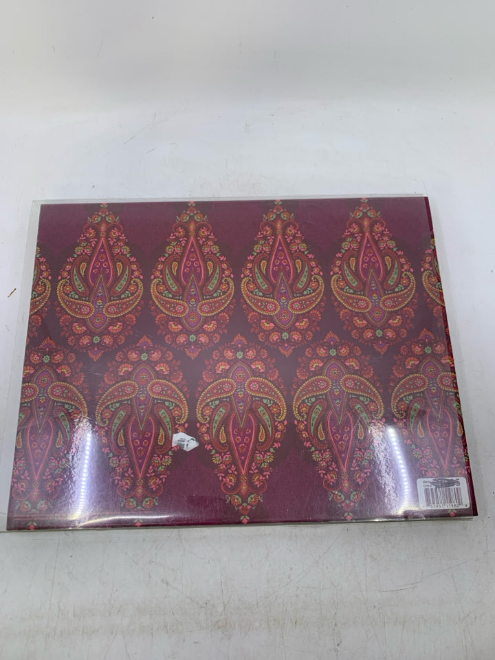 NIP BRIDGE SET MAROON PAISLEY.