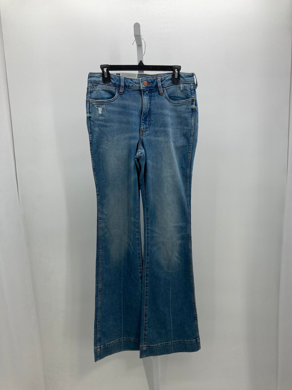 NEW DISTRESSED DENIM
