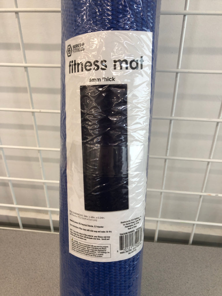 NIP BLUE FITNESS MAT.