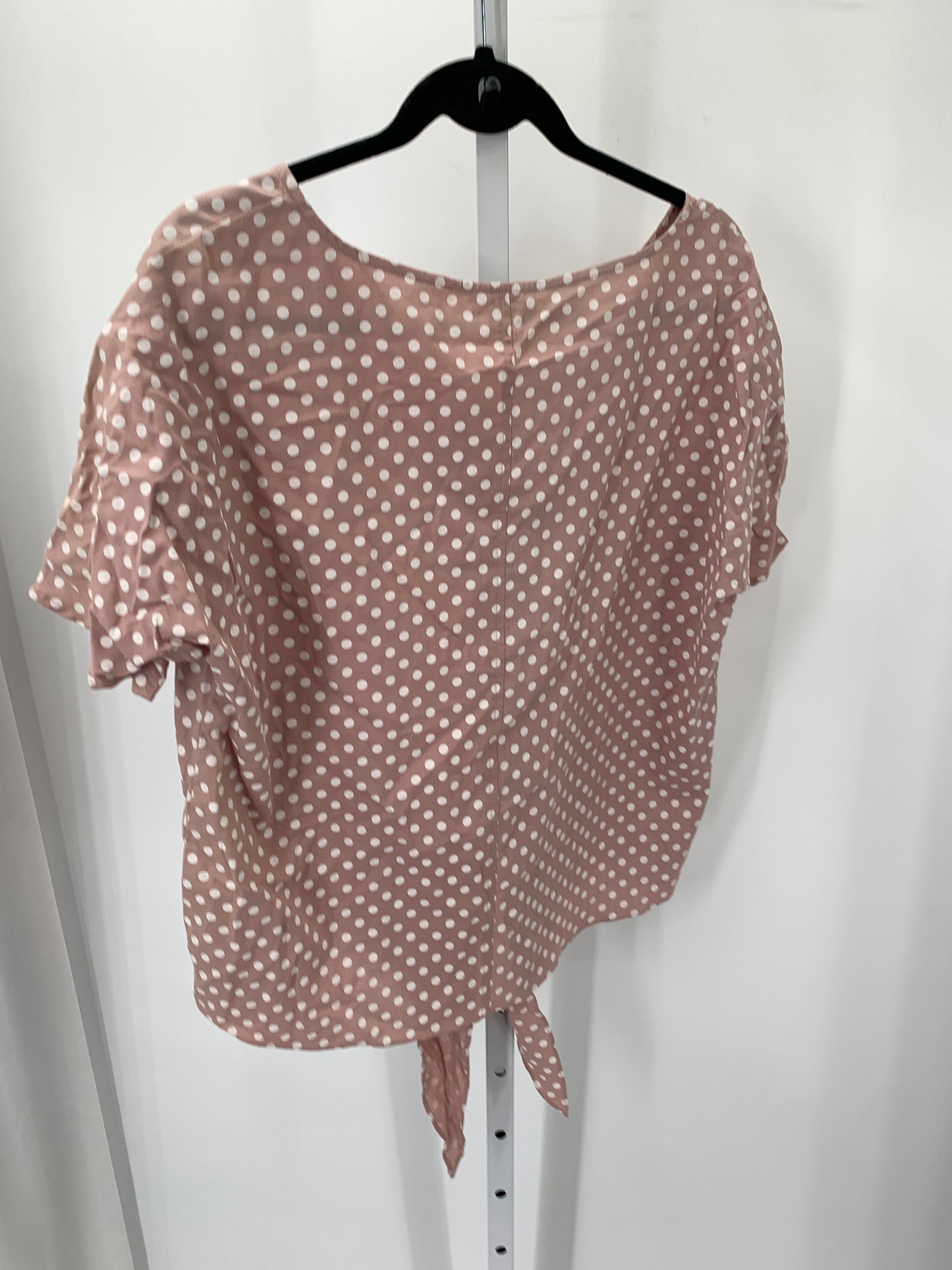 Size Small Juniors Short Sleeve Shirt
