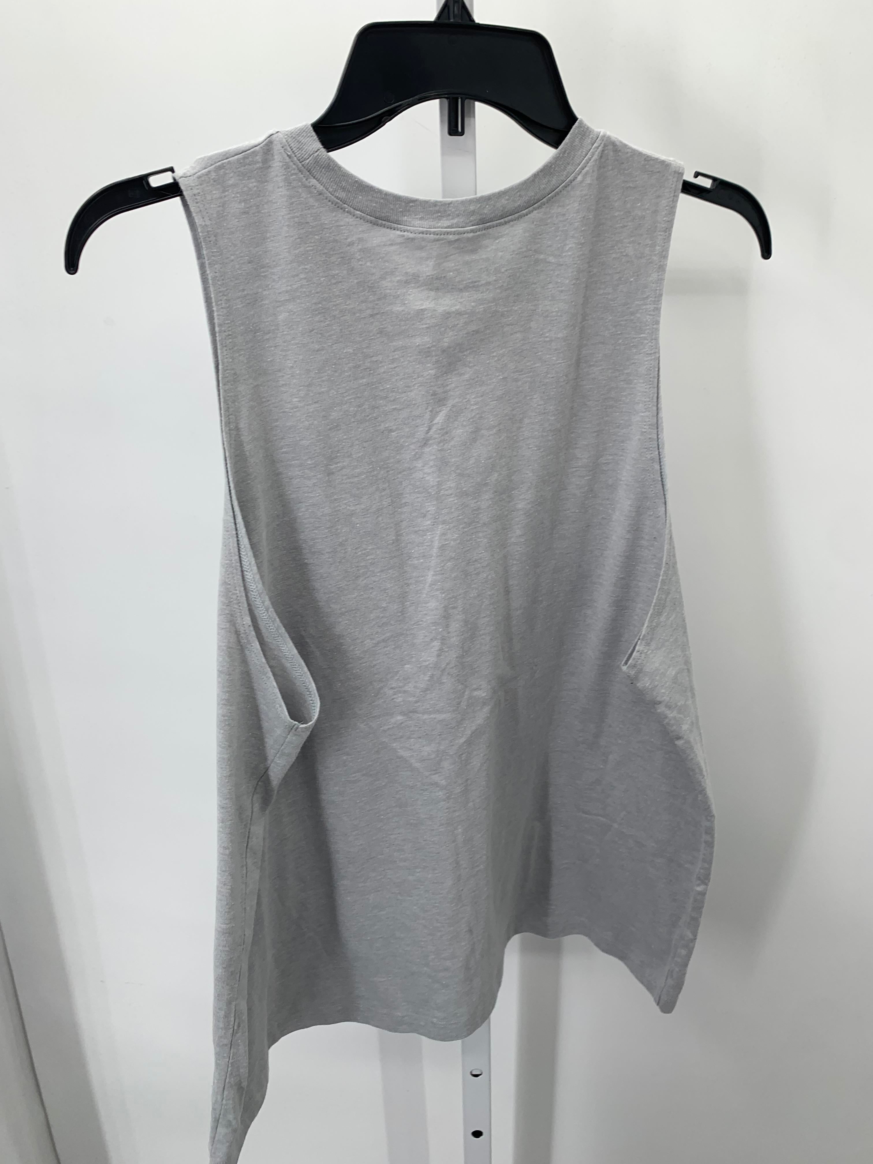 Under Armour Size Extra Large Misses Tank