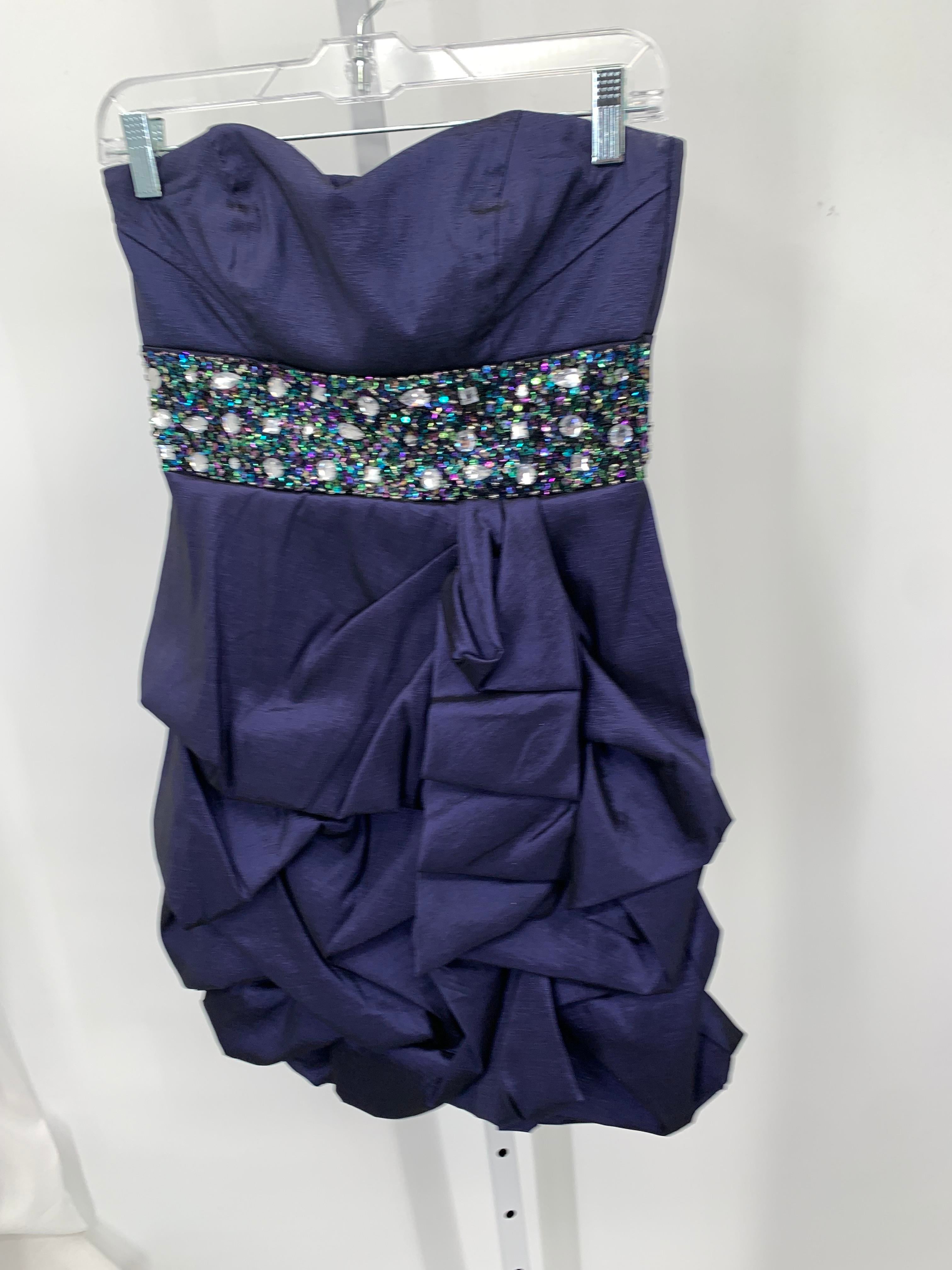 Teeze Me Size 9 Juniors Sleeveless Dress
