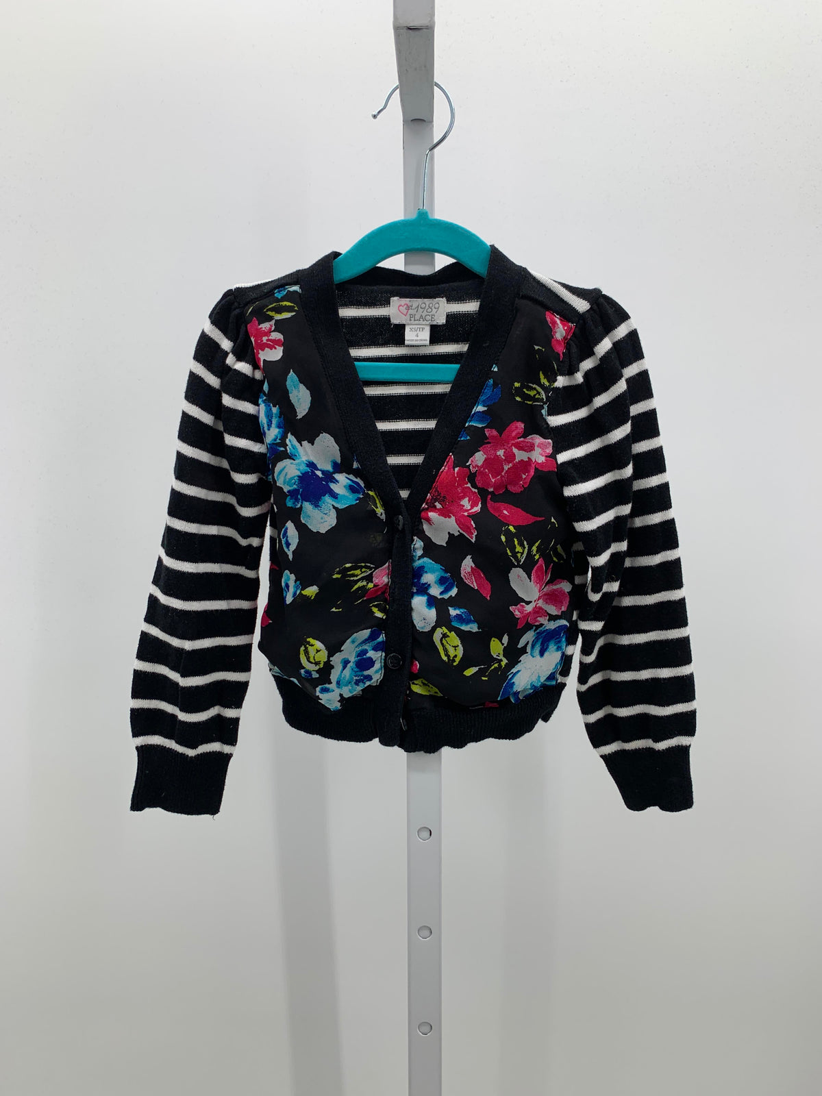 Children's Place Size 4 Girls Long Sleeve Sweater