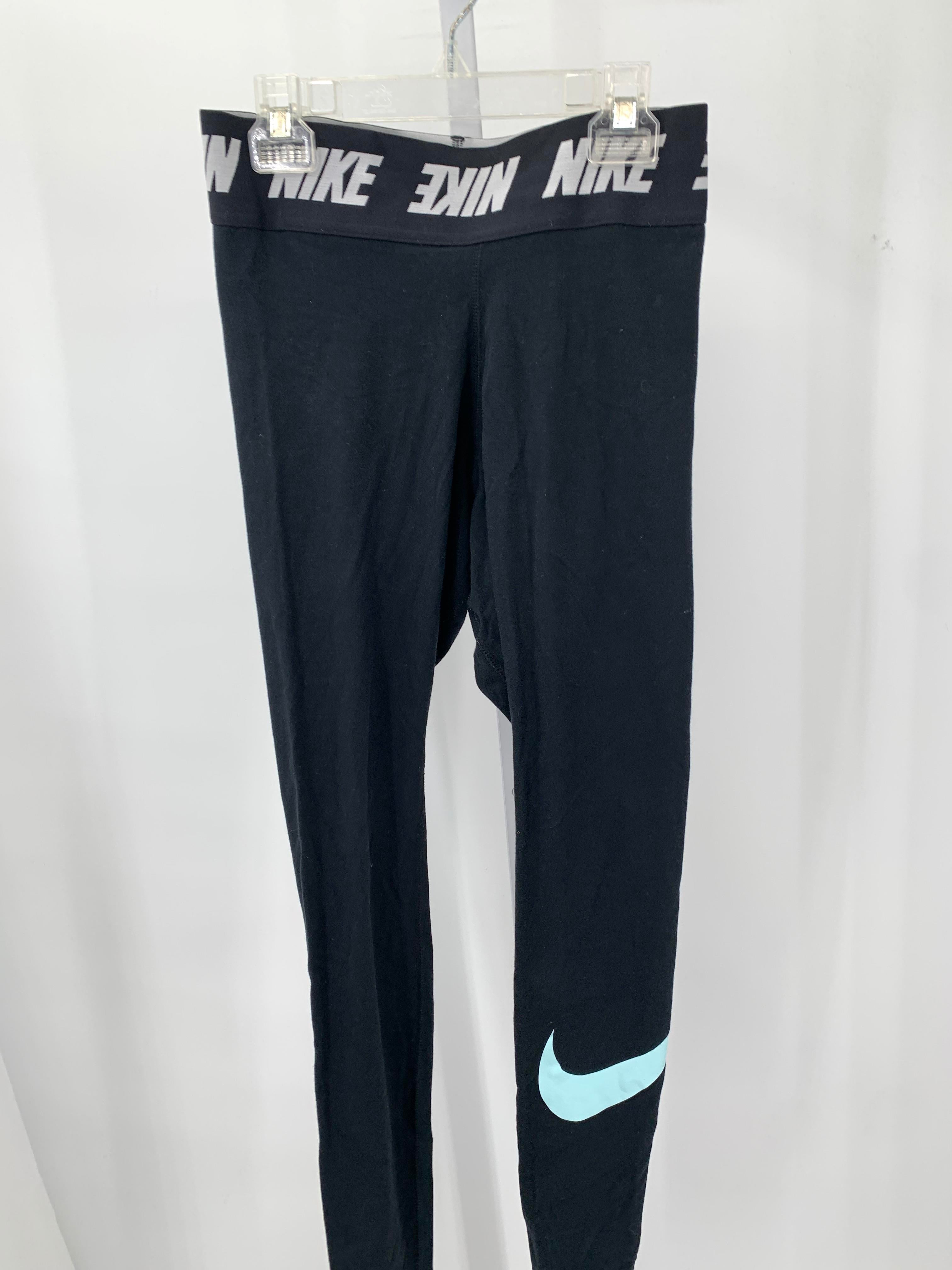 Nike Size Small Misses Leggings