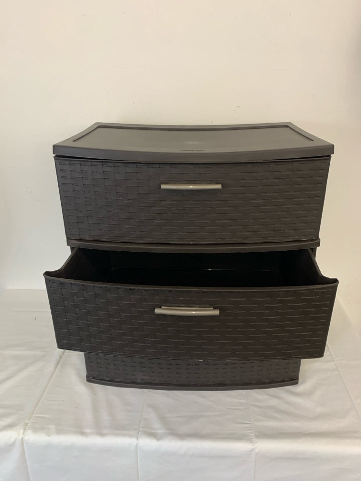 BROWN PLASTIC 3 DRAWER ORGANIZER.