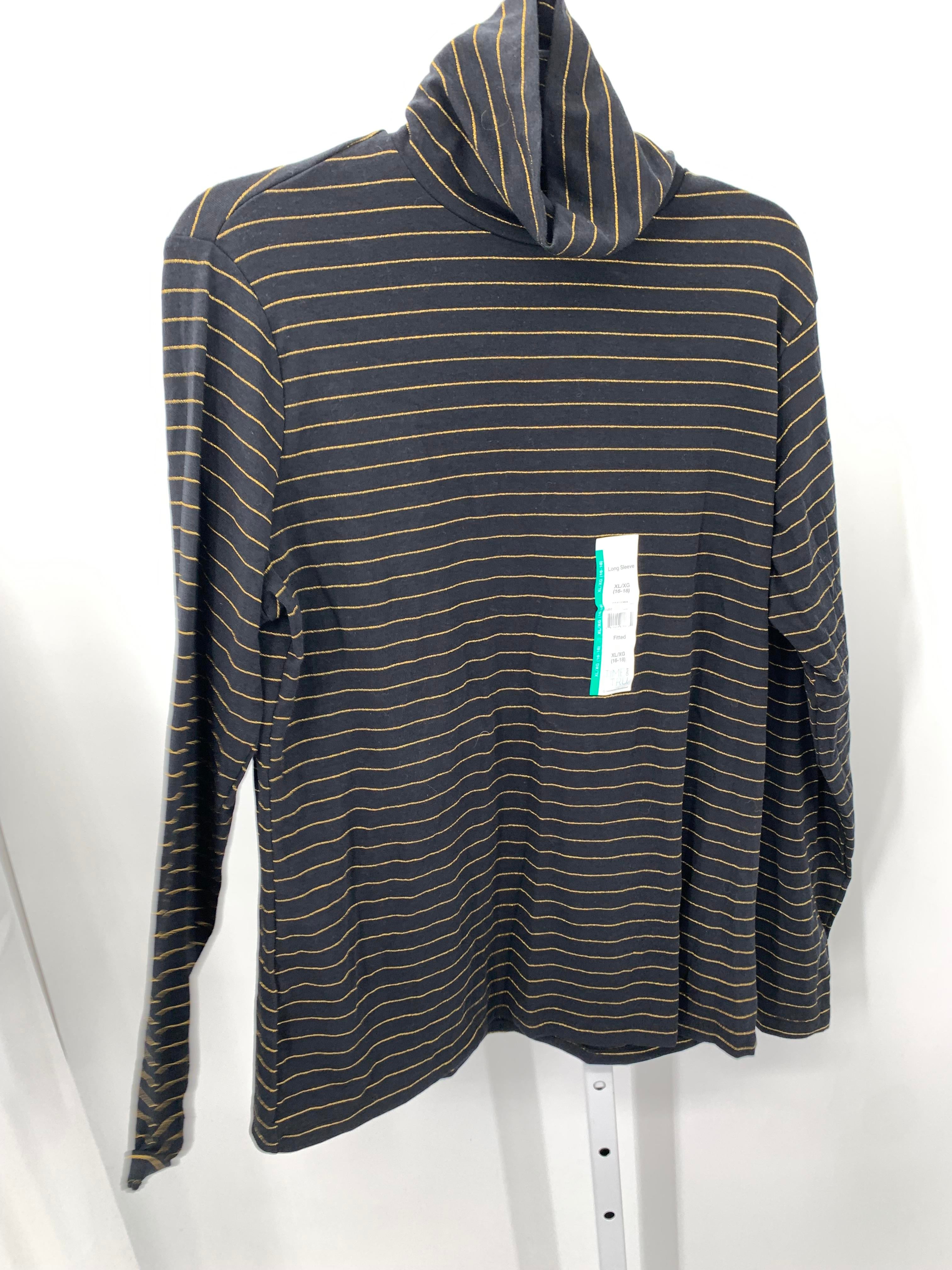 Time and Tru Size Extra Large Misses Long Sleeve Shirt