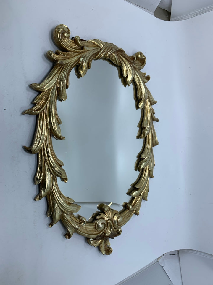 VTG BAROQUE STYLE ORNATE GOLD STANDING TABLE TOP VANITY MIRROR SYROCO WOOD.