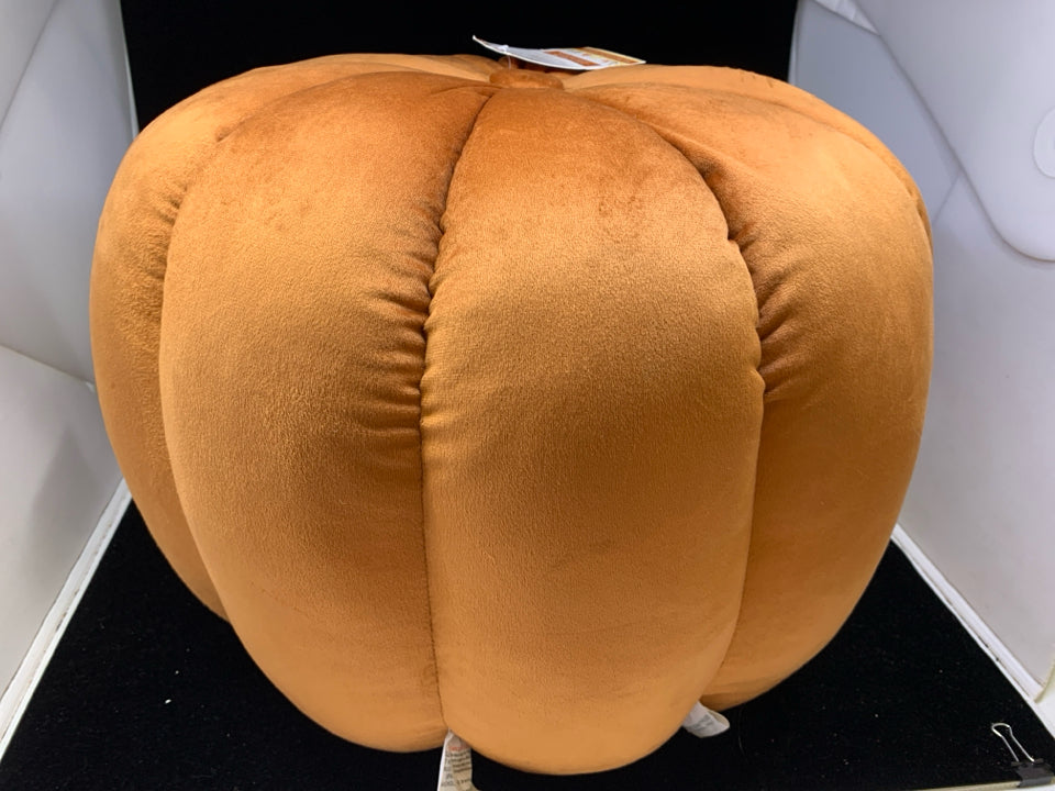 NWT PLUSH PUMPKIN OTTOMAN.