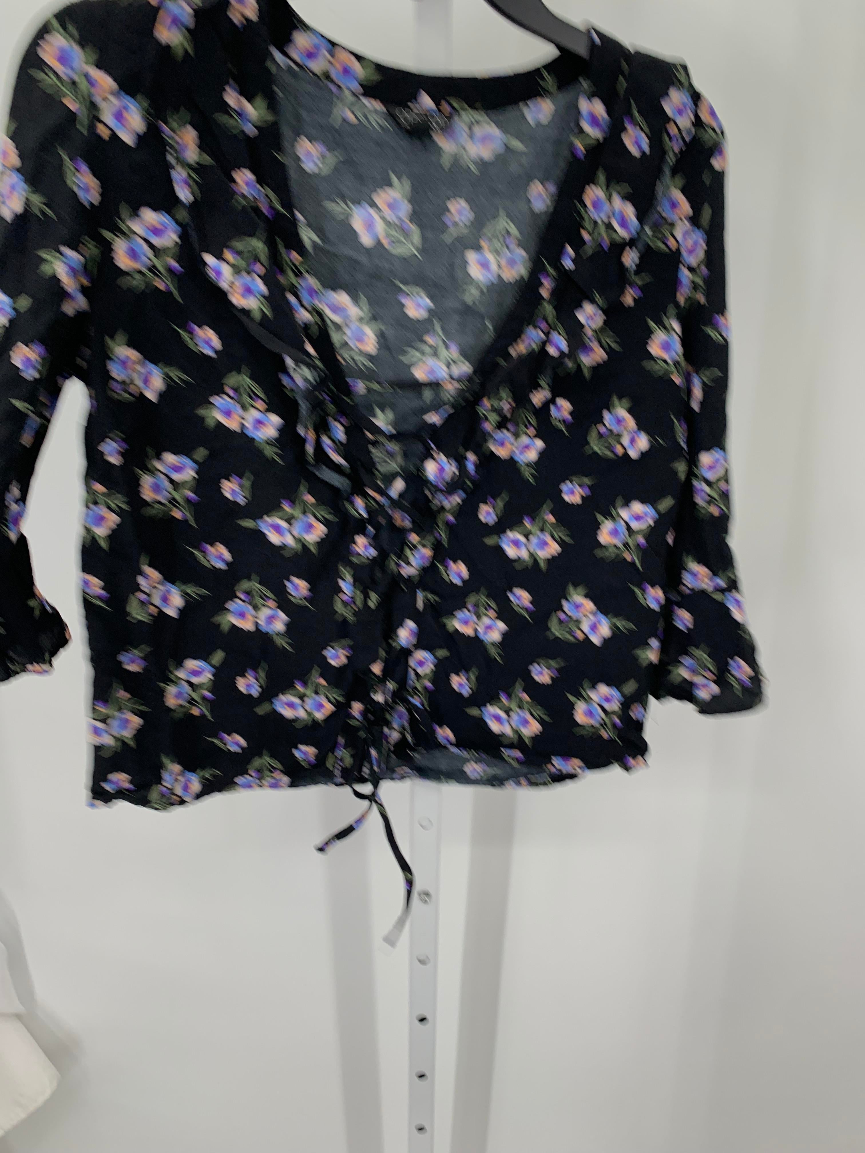 Topshop Size 6 Misses 3/4 Sleeve Shirt