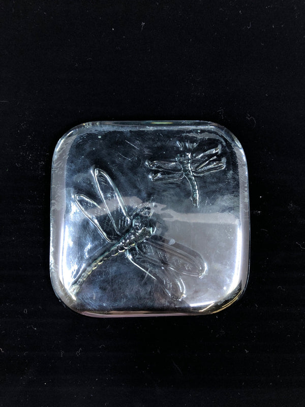 GLASS DRAGONFLY PAPER WEIGHT.