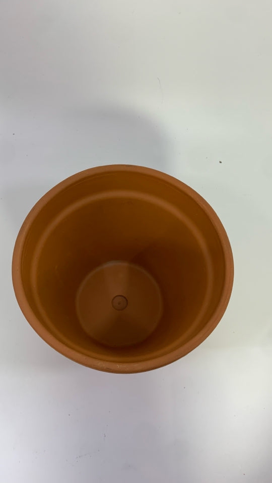 TERRA COTTA PLANTER.