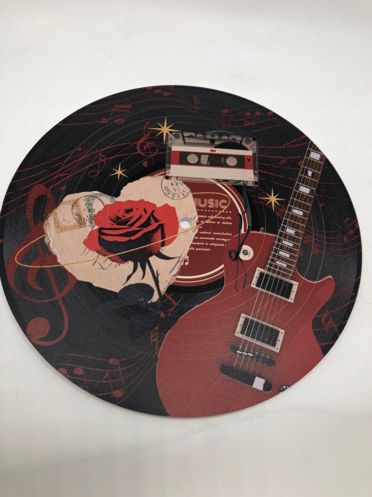 4 RETRO MUSIC FOAM RECORDS WALL DECOR.
