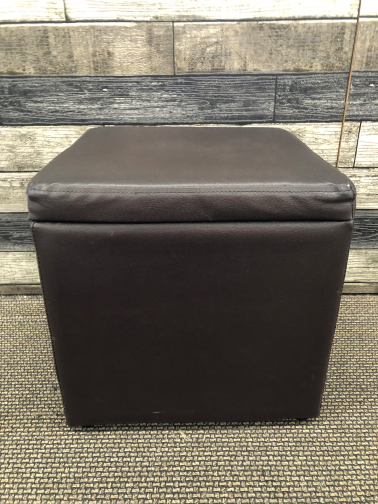 BROWN FAUX LEATHER STORAGE CUBE.