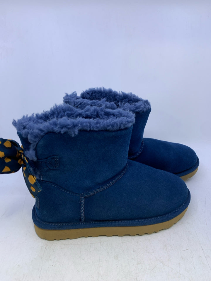 UGG Size 5 Juniors Boots