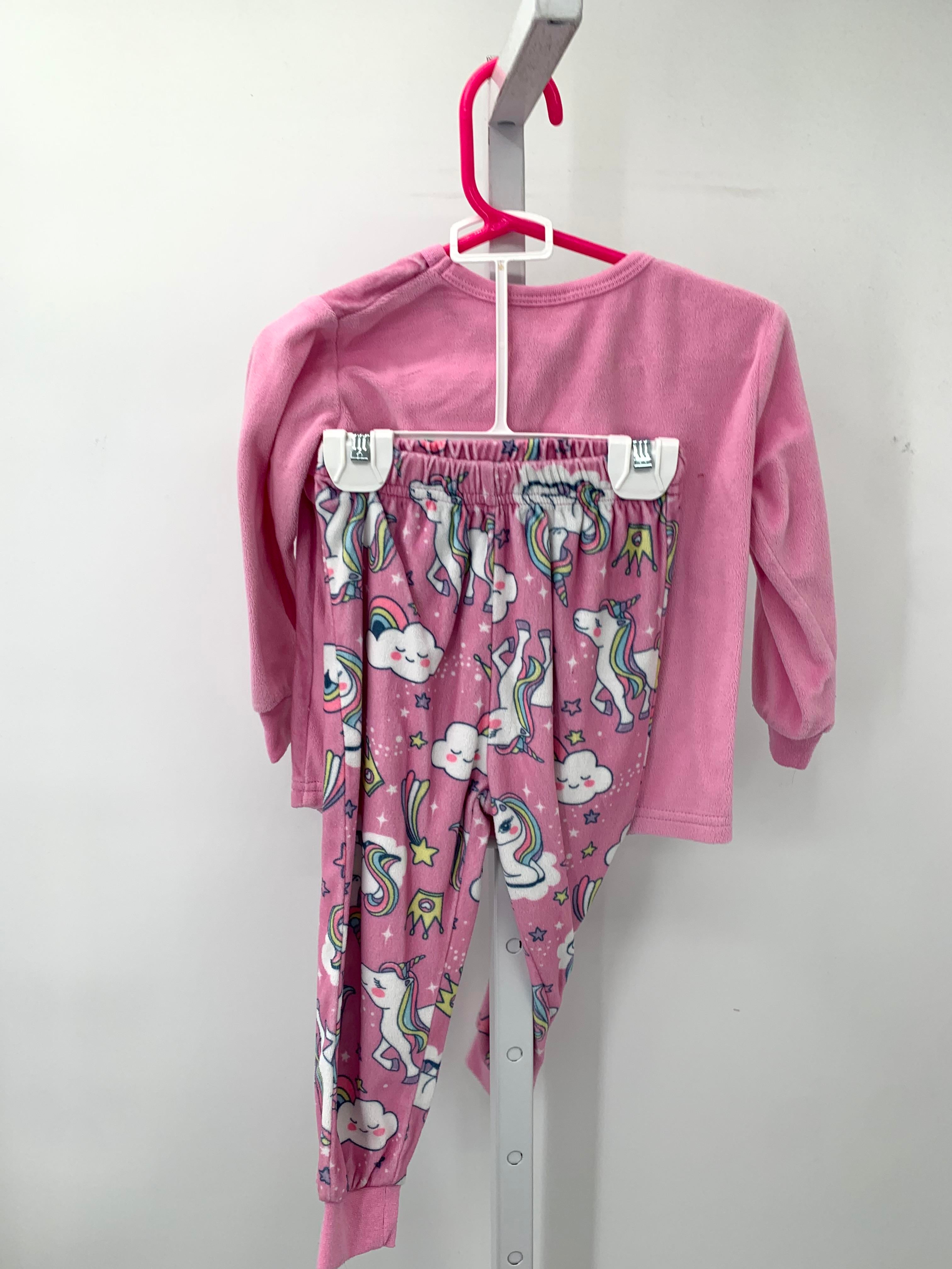 Size 2T Girls Pajamas