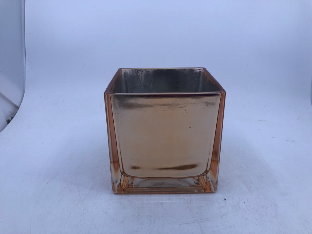 THICK GLASS PAINTED ROSE GOLD SQUARE CANDLE HOLDER.