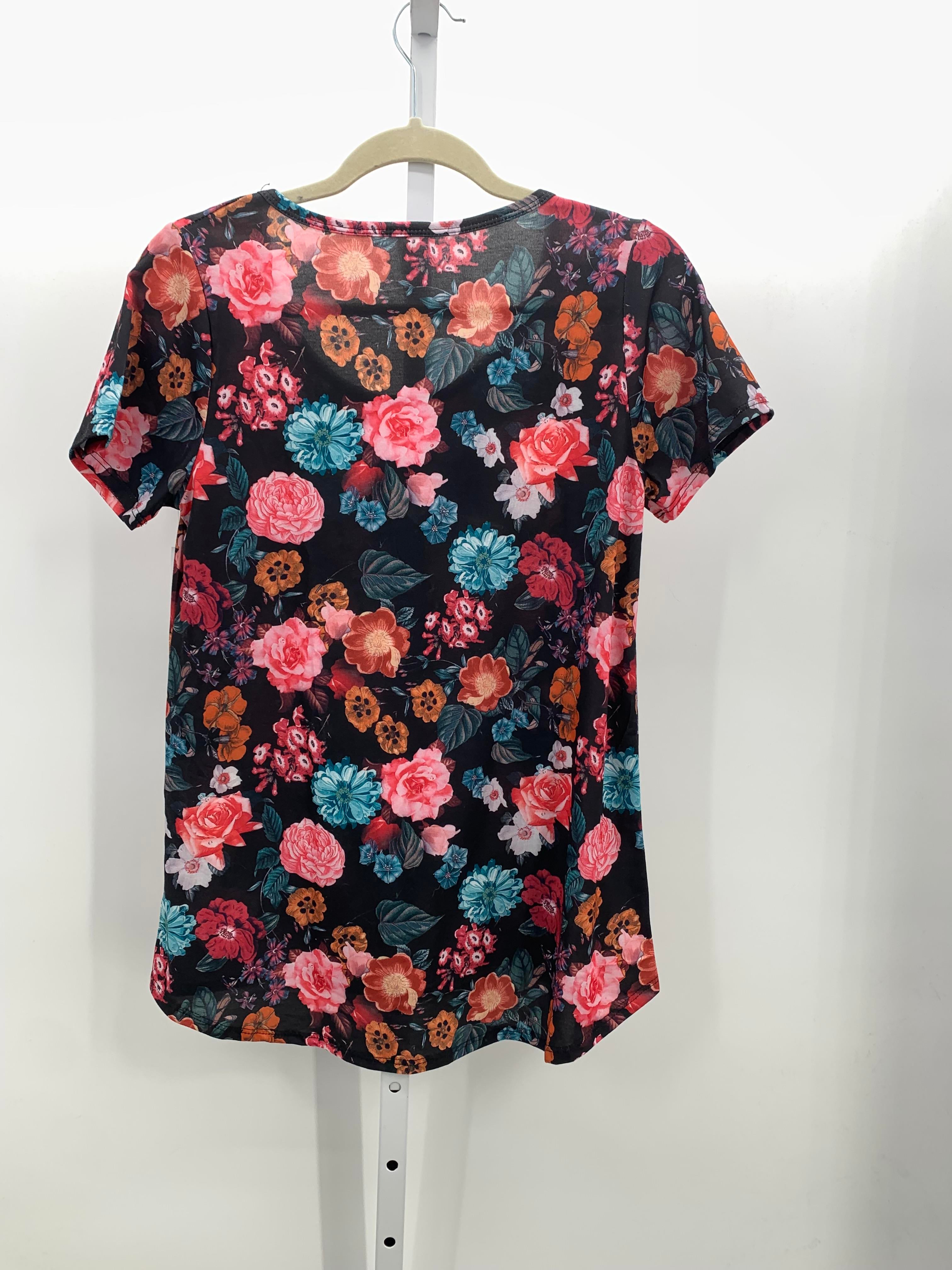 Lularoe Size Small Misses Short Sleeve Shirt