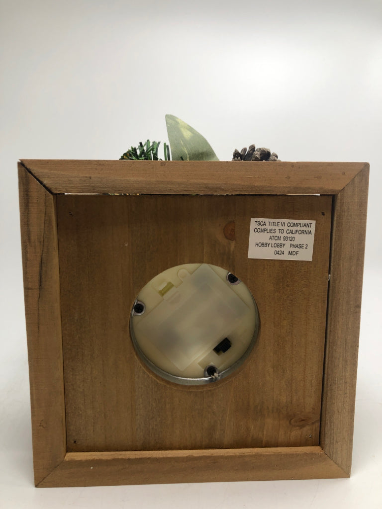 WOODEN BATTERY CANDLE LANTERN W/ WINTER PIP.