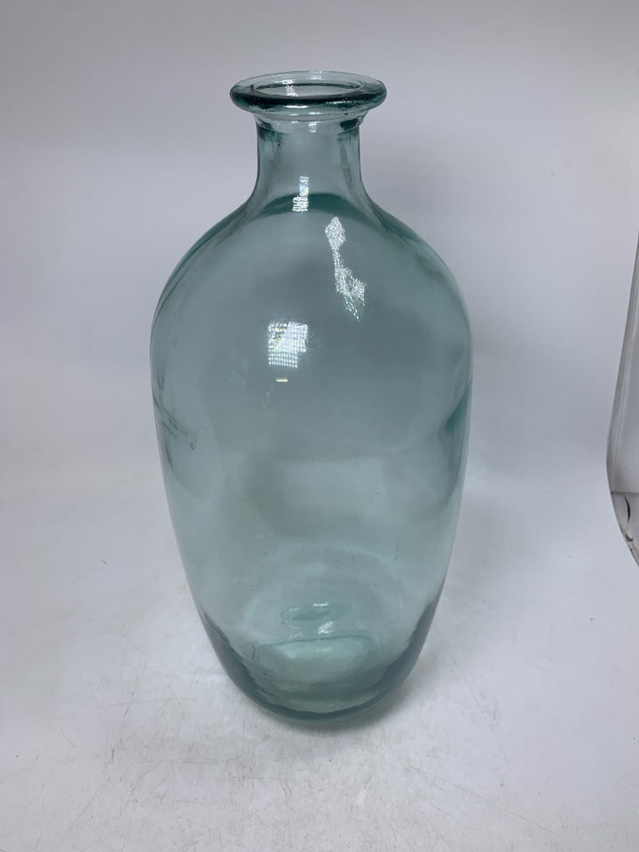 BLUE TINT LARGE GLASS VASE.