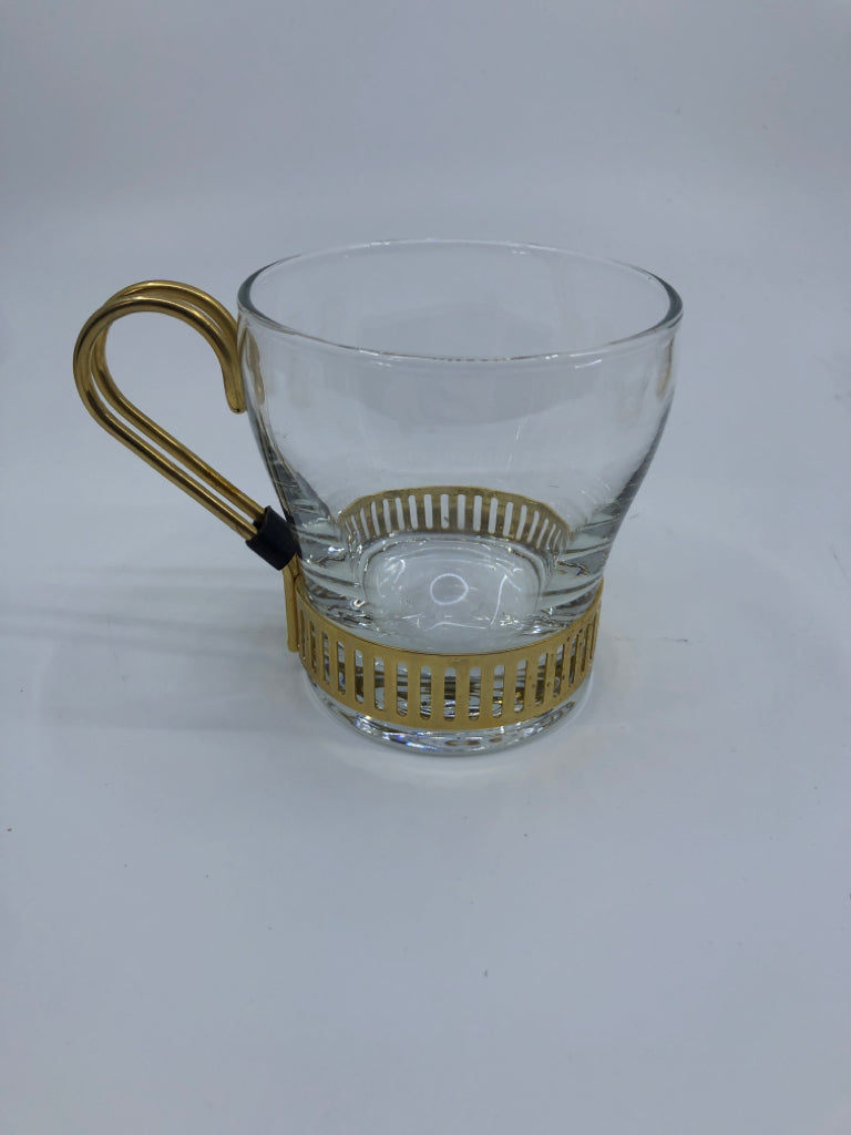 6 GLASS MUGS W GOLD METAL HOLDER + HANDLE.