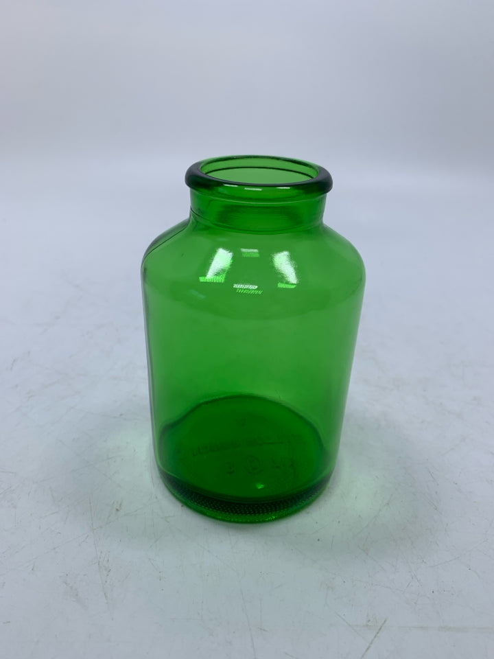 VTG GREEN EMPTY GLASS BOTTLE.