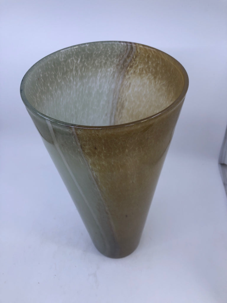 LARGE TAN BLOWN GLASS VASE.