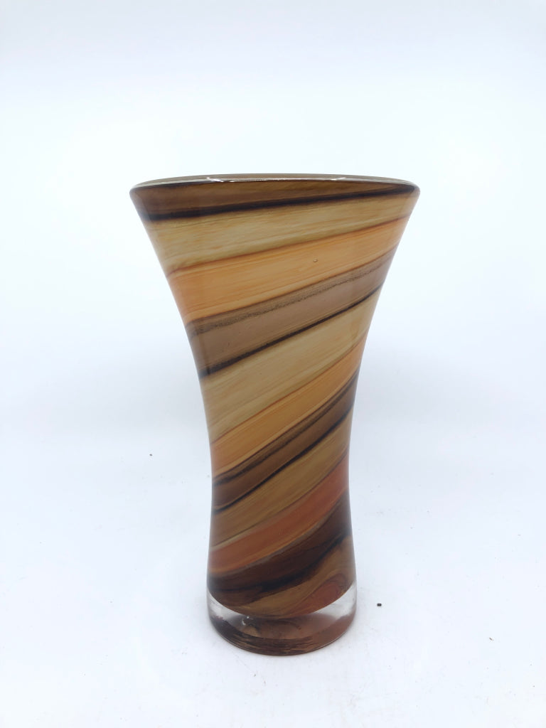 BROWN PEACH CREAM SWIRLED VASE.