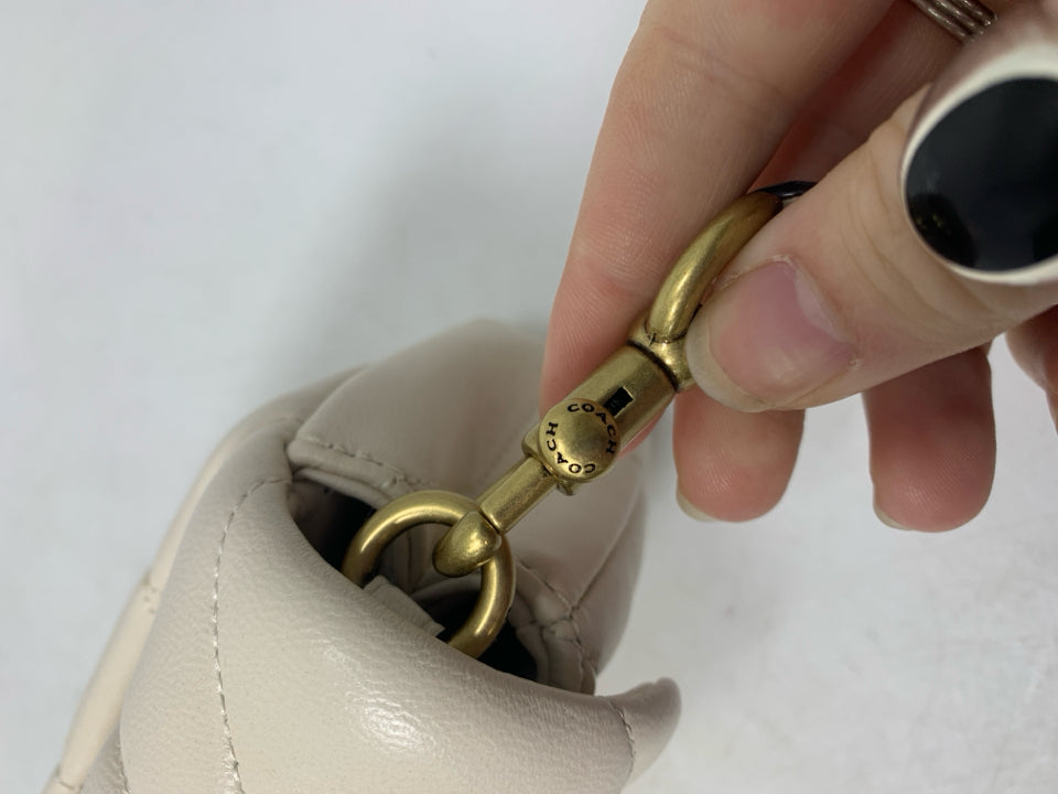 Coach CP018 Tabby Quilted Bag *No Chain Strap-Wristlet Only