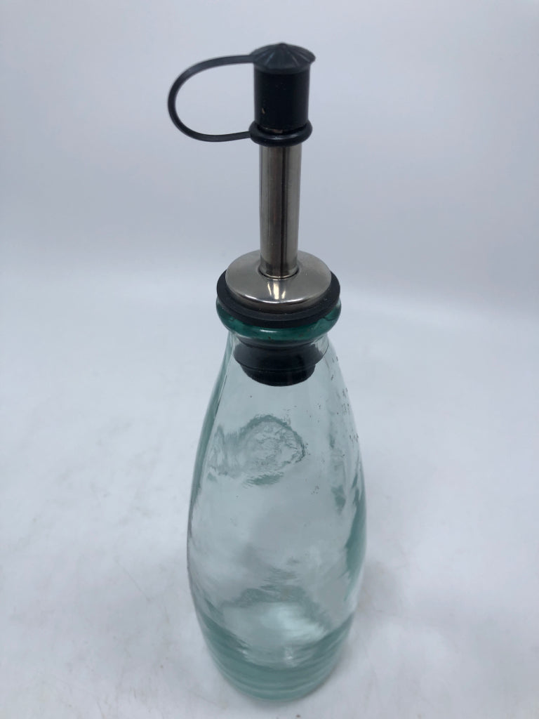 RECYCLED GLASS OIL DISPENSER.