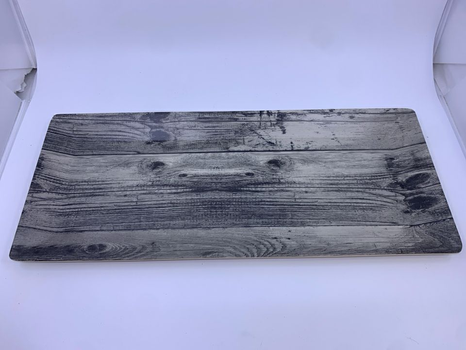 FAUX GREY WOOD RECTANGLE TRAY.