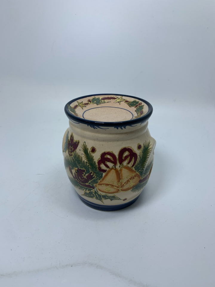 TAN TART WARMER W/ BELLS & CARDINALS.