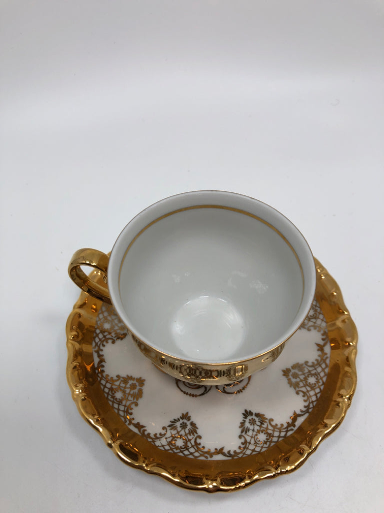 13PC VTG GOLD BAVARIA GERMANY TEA SET.