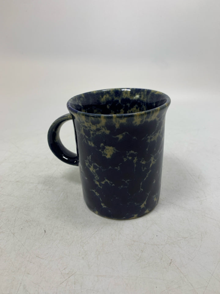 DARK BLUE SPONGE POTTERY MUG.