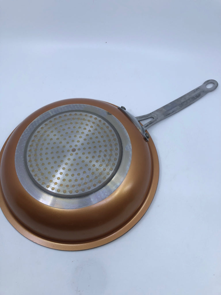 COPPER SKILLET.