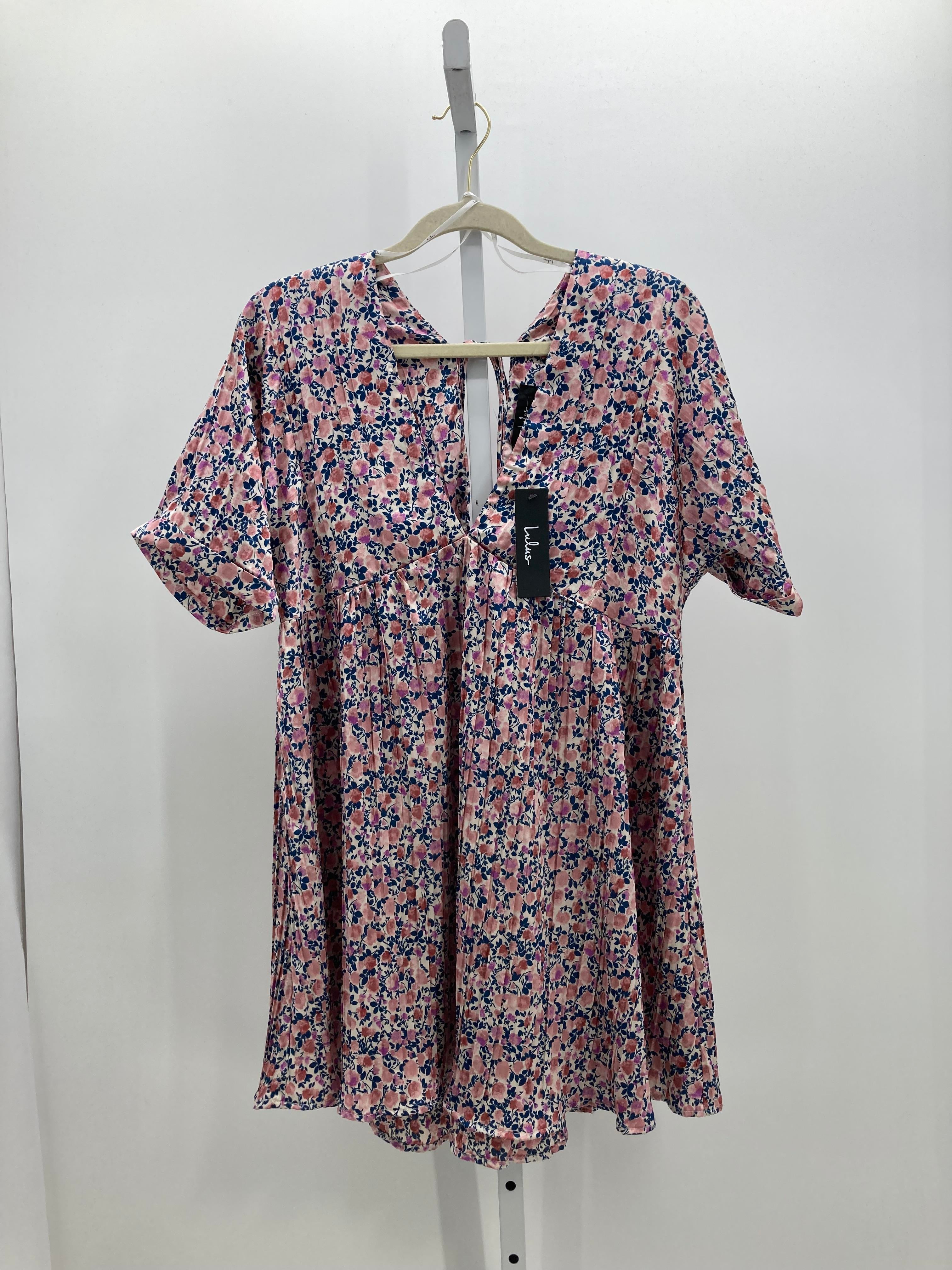 Lulus Size Medium Juniors Short Sleeve Dress
