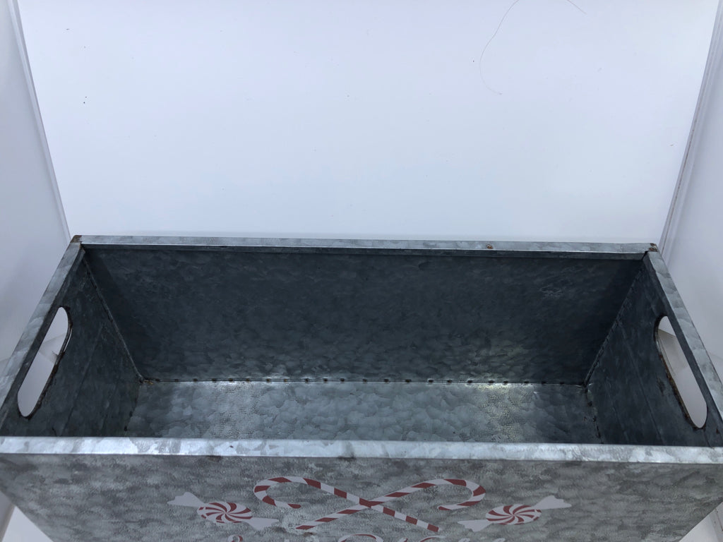 SANTAS WORKSHOP GALVANIZED METAL BUCKET.