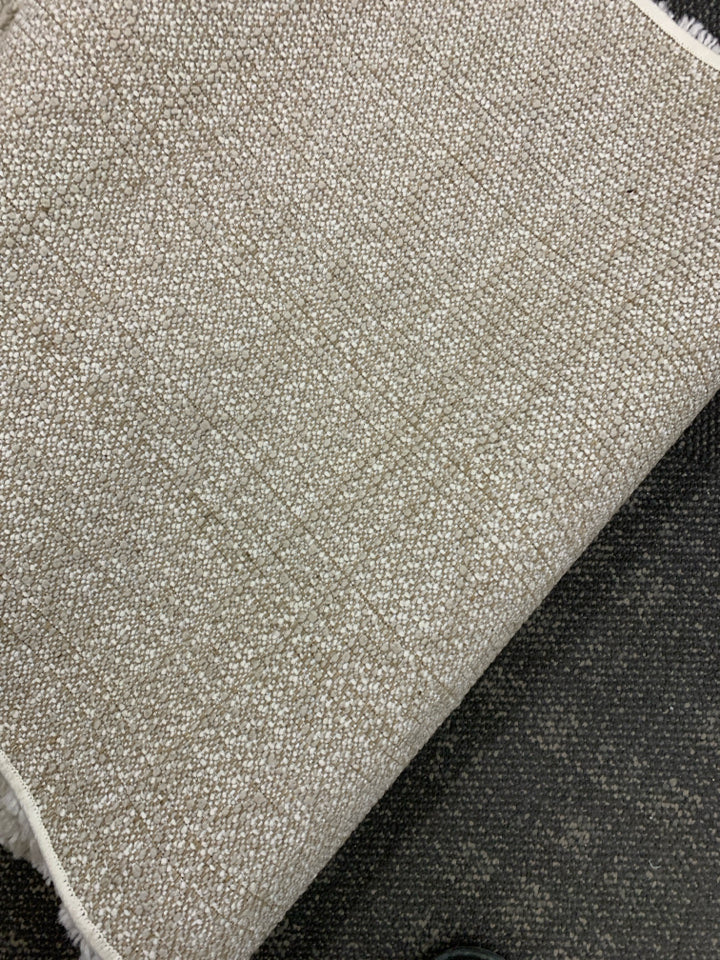 WHITE PATTERNED RUNNER RUG SAFAVIEH ARZONA SHAG.