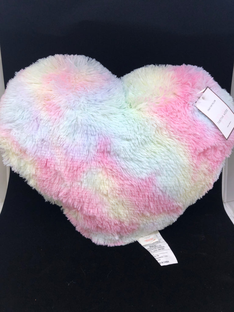 NWT PASTEL RAINBOW HEART PILLOW.