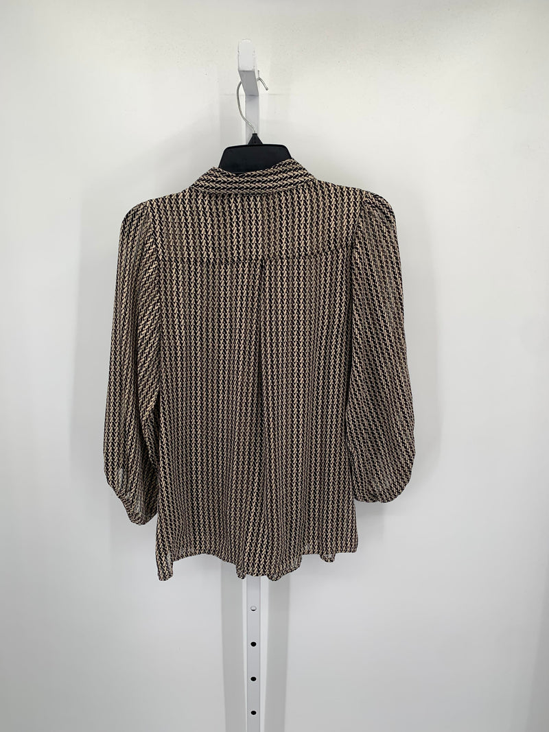 Size Small Misses 3/4 Sleeve Shirt