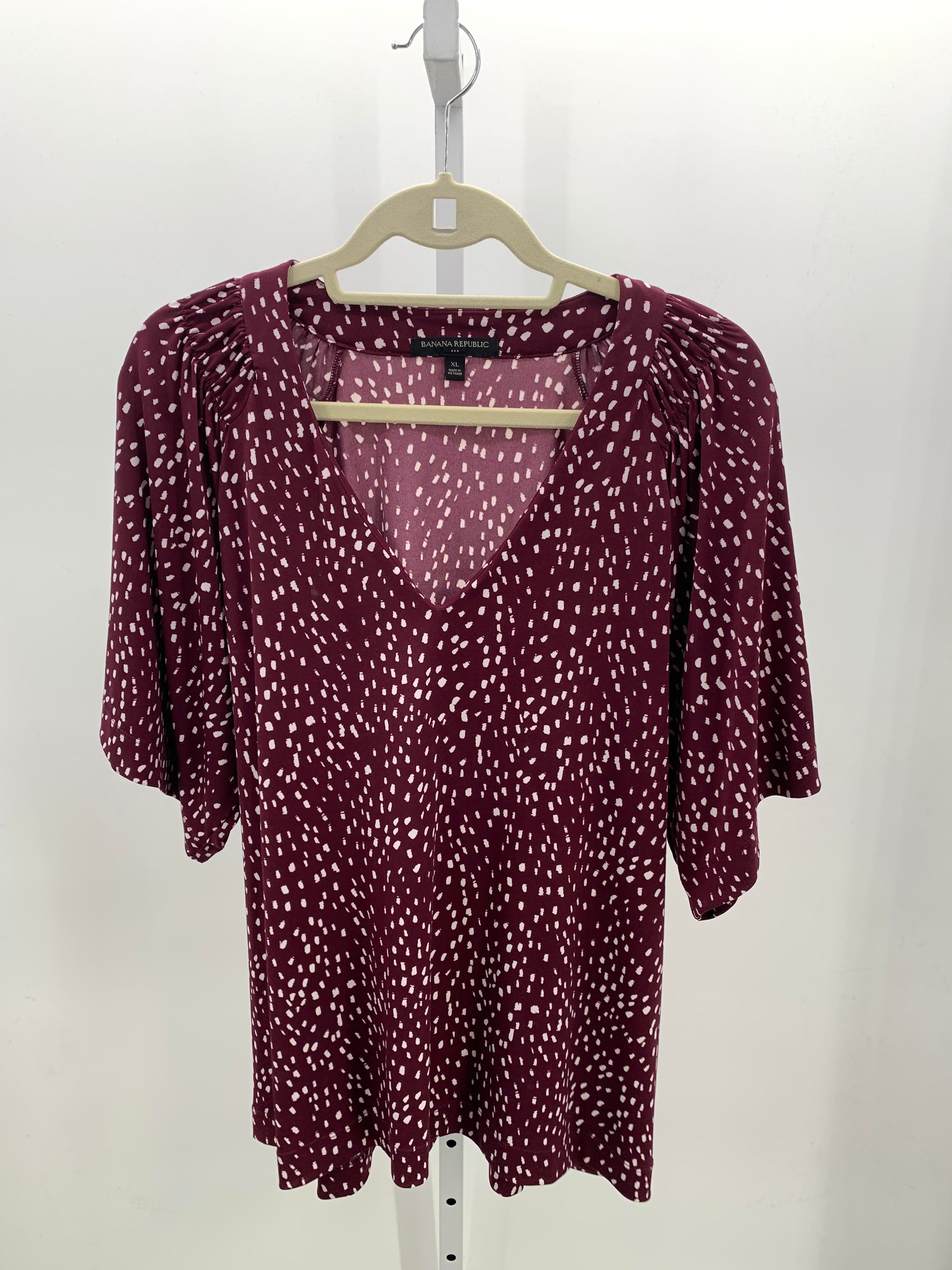 Banana Republic Size Extra Large Misses Short Sleeve Shirt