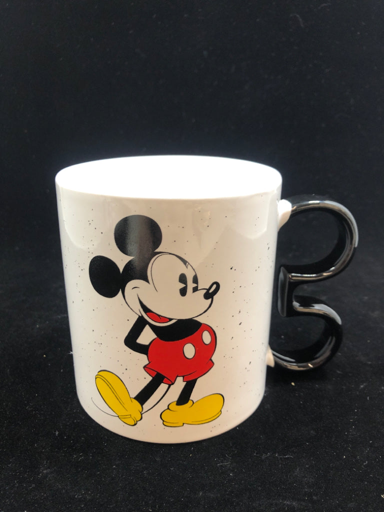 MICKEY MOUSE MUG.