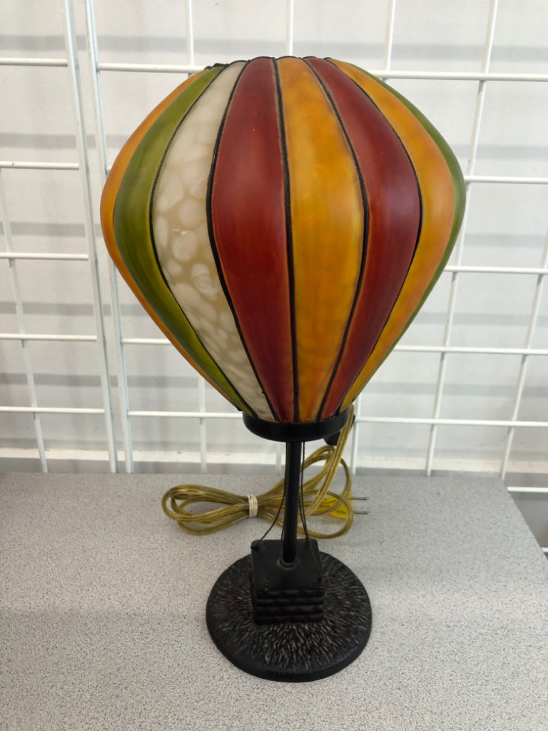STAINED GLASS HOT-AIR BALLOON LAMP.