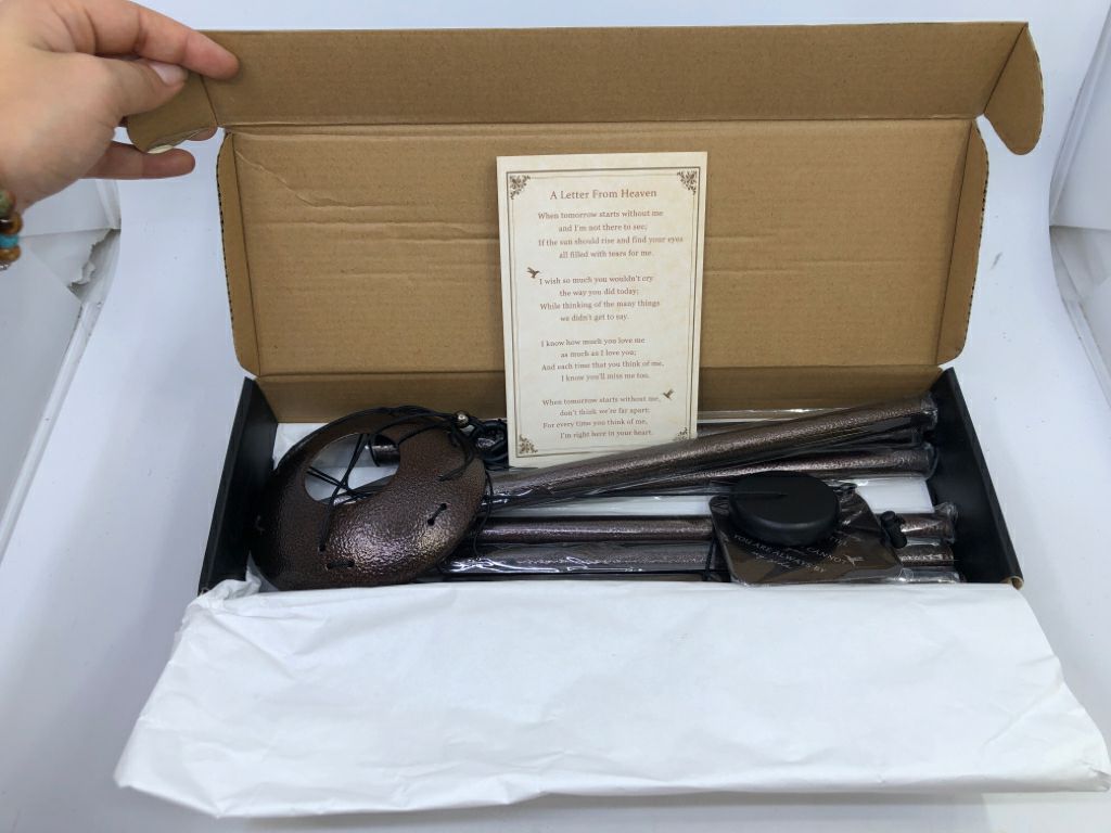 NIB DAD REMEMBRANCE WINDCHIME IN BOX.