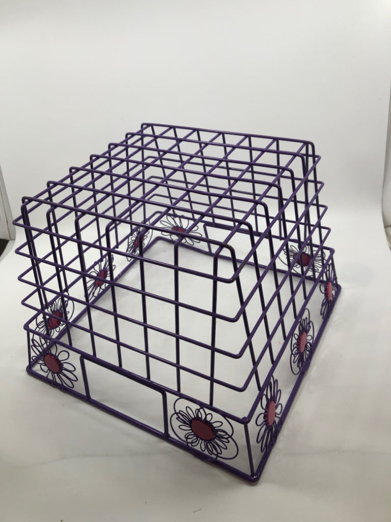 PURPLE WIRE BASKET W/WIRE FLOWERS.