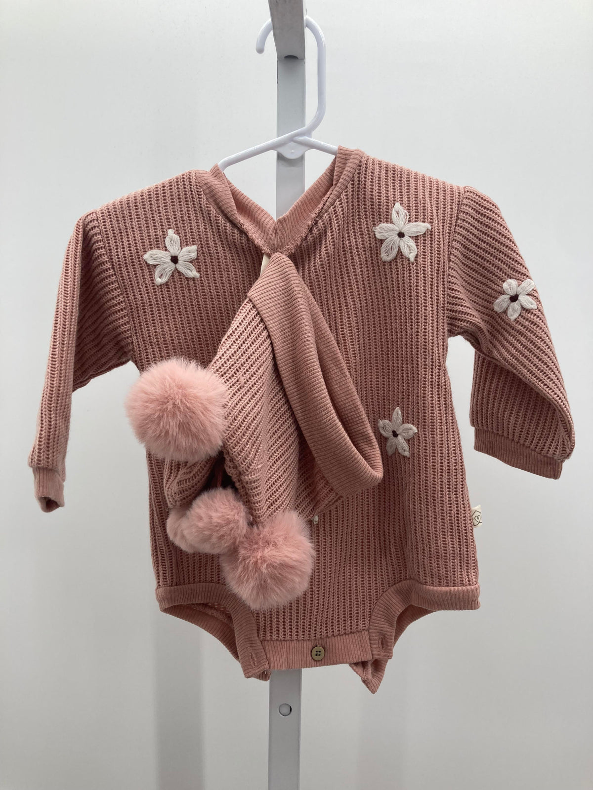 Size 6-9 Months Girls Long Sleeve Sweater