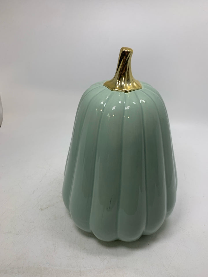 TEAL PUMPKIN GIVE THANKS.