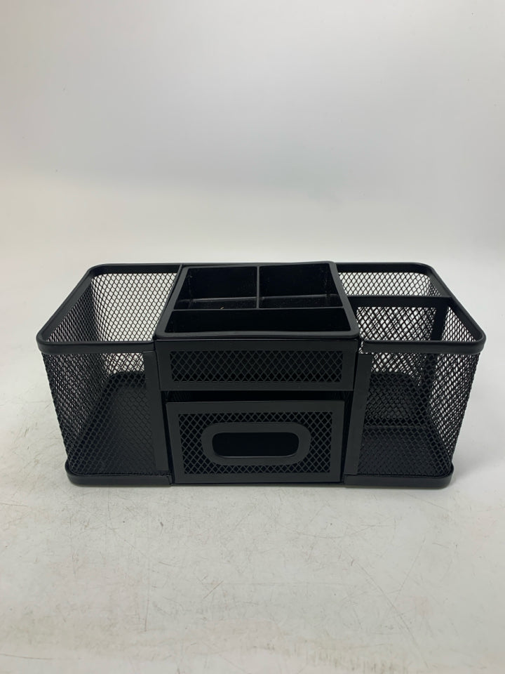BLACK METAL MESH DESK ORGANIZER 4 "h X 9" W X 4.