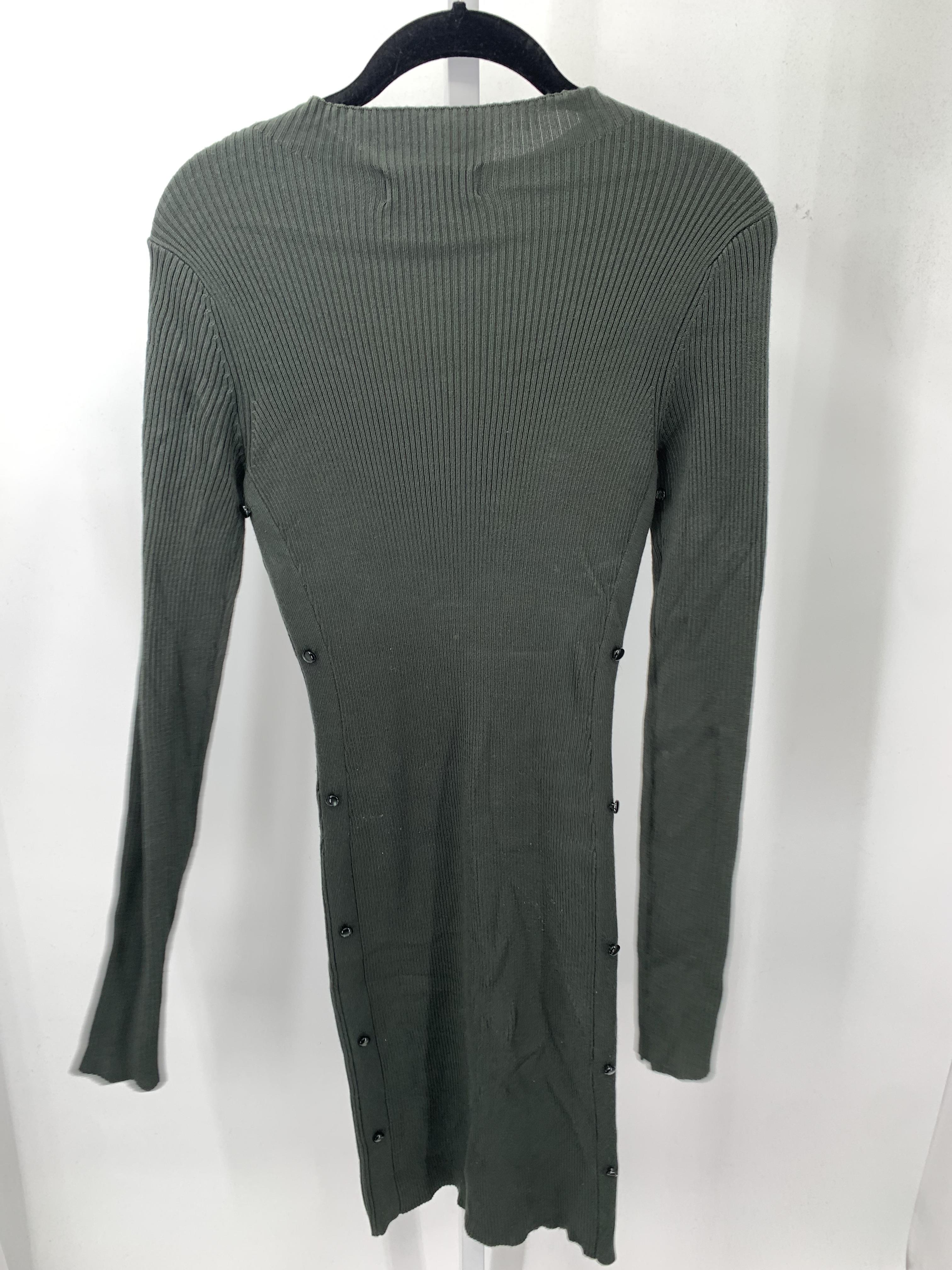 Size Medium Juniors Long Sleeve Dress